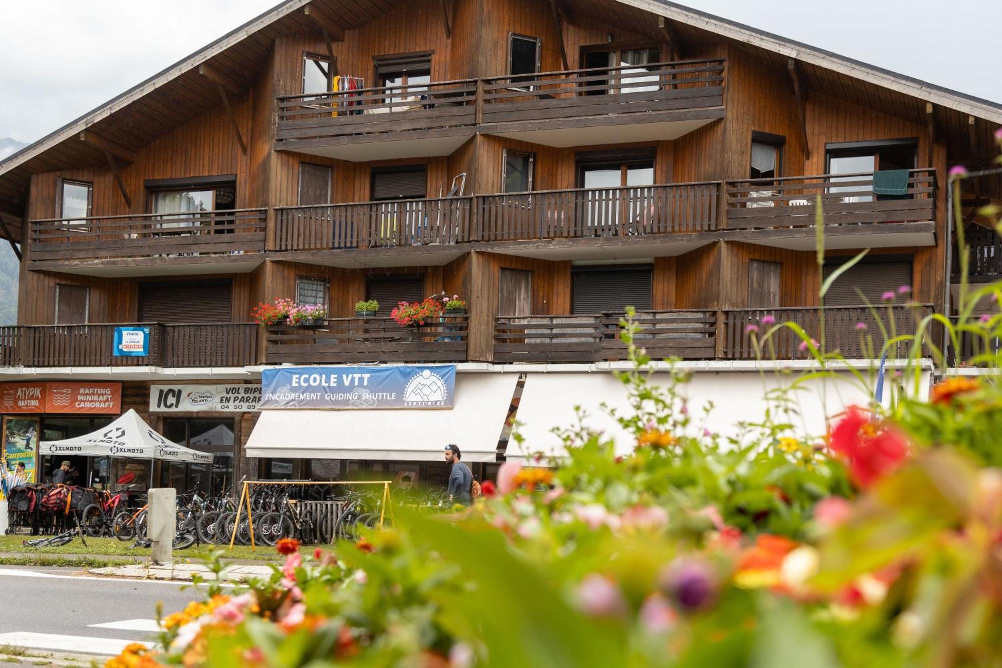 Avec Balcon Et Commodites Modernes Apartment *